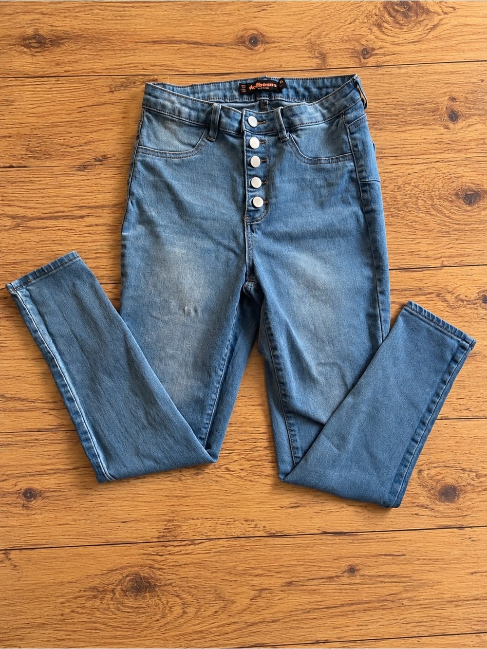 Dollhouse High-Rise Skinny Jeans in Medium Blue